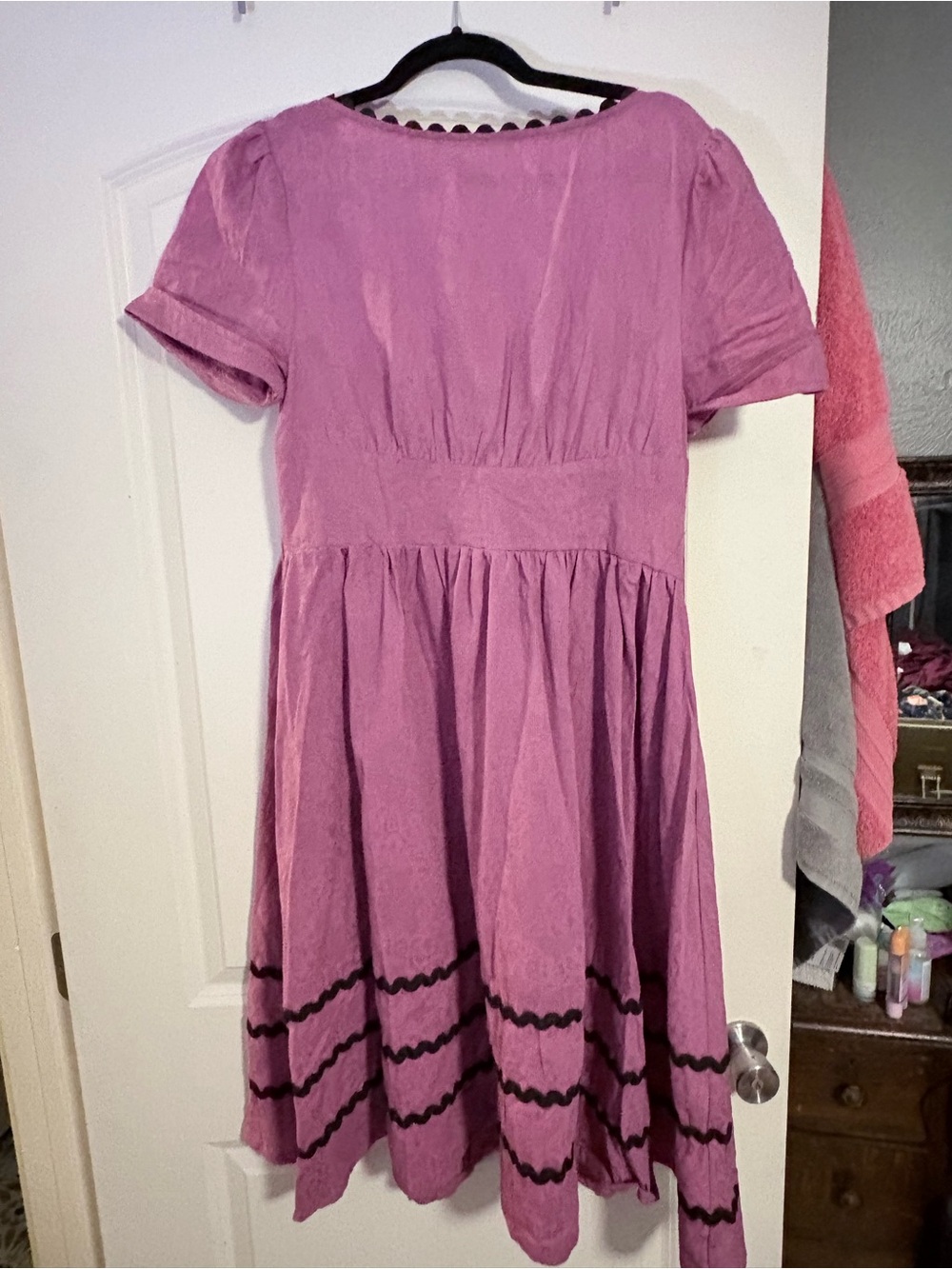 Unique Vintage Black and Berry Swing Dress, NWT, Size Large (missing belt)